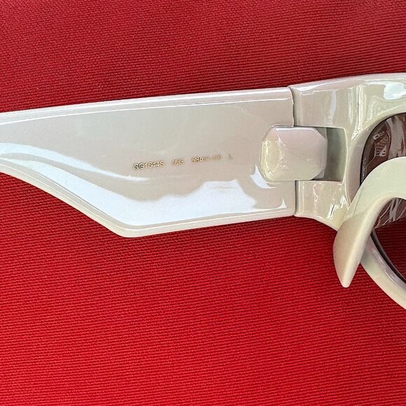 Gucci GG1544S 003 Green Grey Oval Sunglasses Women - Picture 11 of 13